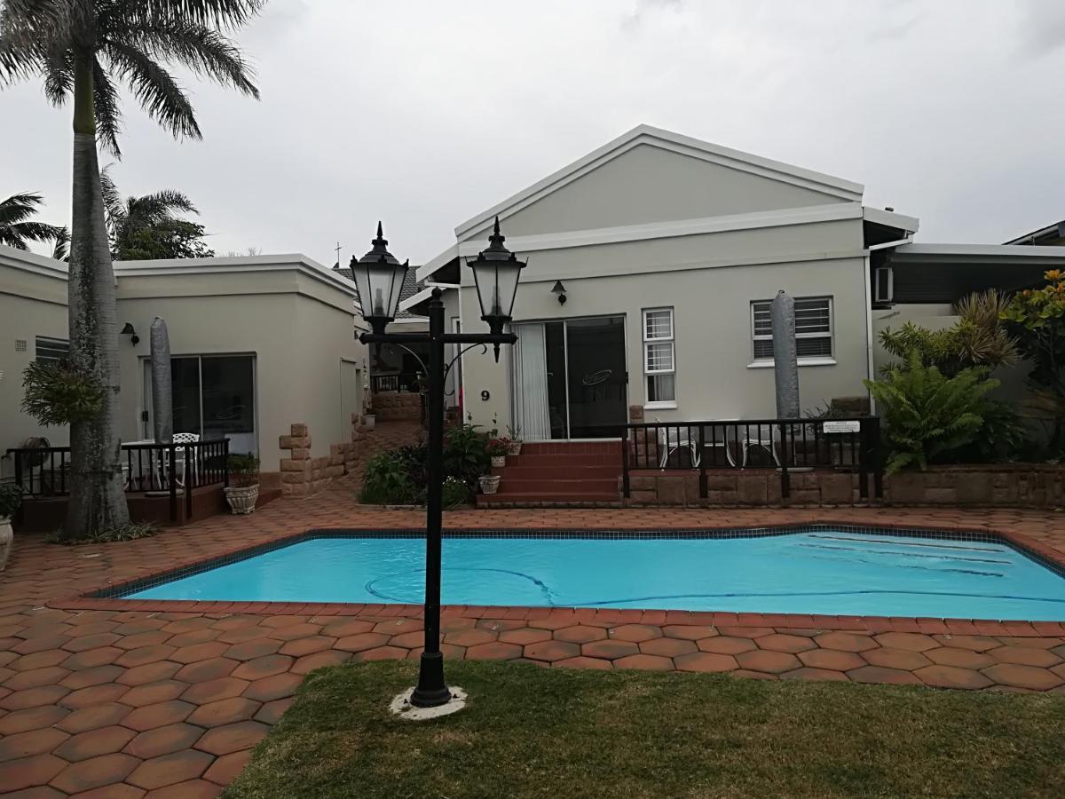 Ocean Hideaway Bed And Breakfast 阿曼济姆托蒂 外观 照片